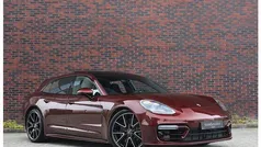Rood Gebruikt 2022 Porsche Panamera S E-Hybrid Platinum Edition Sedan | € 99.950 (Eerlijke prijs)