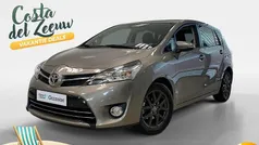 (4v8) Gebruikt 2016 Toyota Verso Business Edition MPV | € 18.950 (Eerlijke prijs)
