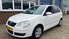 Hatchback Gebruikt 2009 VW Polo Comfortline Hatchback | € 2.250 (Eerlijke prijs)