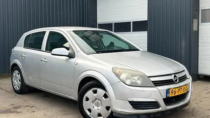 Occasion 2004 Opel Astra Enjoy Hatchback | € 750 (Super prijs)