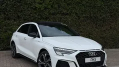 Wit Gebruikt 2024 Audi A3 Sportback e-tron S-Line Sedan | € 37.890 (Eerlijke prijs)