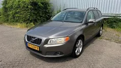 Grijs Gebruikt 2008 Volvo V70 Momentum Stationwagen | € 5.940 (Super prijs)