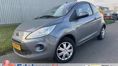 Grijs (metallic) Gebruikt 2010 Ford Ka Cool & Sound Edition Hatchback | € 2.500 (Eerlijke prijs)