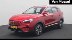 Rood Gebruikt 2023 MG ZS Luxury SUV | € 19.777 (Eerlijke prijs)