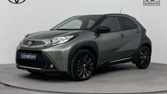 Groen metallic Gebruikt 2022 Toyota Aygo Envy Hatchback | € 21.945 (Eerlijke prijs)