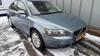Occasion Volvo S40 Momentum 140 PK (102 kW) 2004 Groen Sedan