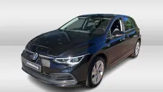 Zwart Gebruikt 2020 VW Golf VII Style Hatchback | € 23.950 (Eerlijke prijs)