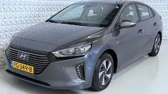 Grijs Gebruikt 2017 Hyundai Ioniq Sedan | € 5.999 (Super prijs)