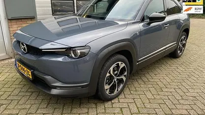 Grijs Occasion 2024 Mazda MX30 Ad'Vantage SUV | € 24.250 (Goede deal)