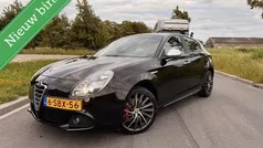 Zwart Gebruikt 2013 Alfa Romeo Giulietta Hatchback | € 9.995 (Eerlijke prijs)