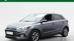 Grijs Gebruikt 2020 Hyundai i20 Comfort Hatchback | € 13.845 (Eerlijke prijs)