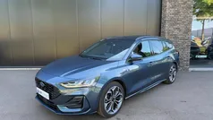 Blauw, metallic lak Gebruikt 2024 Ford Focus ST-Line X Stationwagen | € 32.600 (Eerlijke prijs)