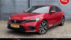 Rood Nieuw 2025 Honda Civic Elegance Hatchback | € 40.900 (Eerlijke prijs)