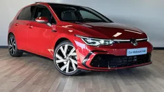 Rood Gebruikt 2021 VW Golf VIII R-line Hatchback | € 29.950 (Eerlijke prijs)