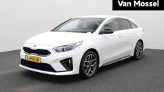 Wit Gebruikt 2021 Kia ProCeed GT-Line Hatchback | € 16.900 (Eerlijke prijs)