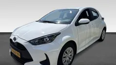 Wit Gebruikt 2023 Toyota Yaris Hybrid Active Hatchback | € 21.930 (Eerlijke prijs)