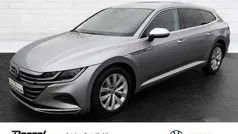 Zilver Gebruikt 2020 VW Arteon Elegance Sedan | € 37.858 (Eerlijke prijs)