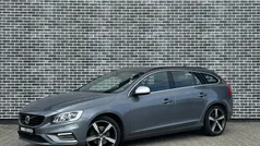 Grijs Gebruikt 2018 Volvo V60 Business Edition Stationwagen | € 24.694 (Goede deal)