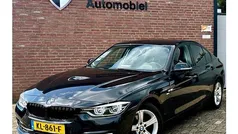 Zwart Gebruikt 2016 BMW 318 Sport Line Sedan | € 15.700 (Eerlijke prijs)