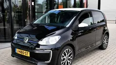 Zwart Gebruikt 2020 VW e-up! Style Hatchback | € 10.950 (Eerlijke prijs)