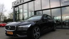 Zwart Gebruikt 2020 Volvo V60 R-Design Stationwagen | € 29.950 (Eerlijke prijs)