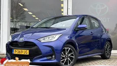Gebruikt 2022 Toyota Yaris Hybrid Hatchback | € 21.400 (Eerlijke prijs)