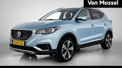 Gebruikt 2020 MG ZS Luxury Sedan | € 14.995 (Eerlijke prijs)