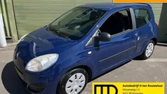 Hatchback Gebruikt 2008 Renault Twingo Authentique Hatchback | € 2.495 (Eerlijke prijs)