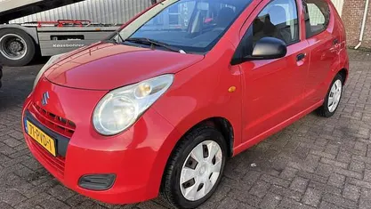 Rood Gebruikt 2011 Suzuki Alto Comfort+ Hatchback | € 2.400 (Eerlijke prijs)