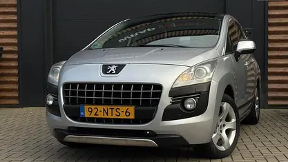 Grijs (metallic) Occasion 2010 Peugeot 3008 GT Stationwagen | € 4.700 (Eerlijke prijs)