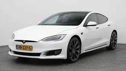 Occasion 2018 Tesla Model S Hatchback | € 23.400 (Eerlijke prijs)