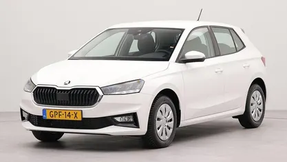 Wit Gebruikt 2024 Skoda Fabia Essence Hatchback | € 21.290 (Eerlijke prijs)