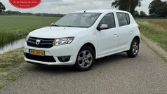 Gebruikt 2015 Dacia Sandero Anniversary Hatchback | € 4.450 (Eerlijke prijs)