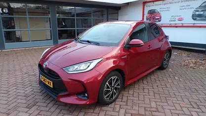 Occasion 2021 Toyota Yaris Play Hatchback | € 19.950 (Eerlijke prijs)