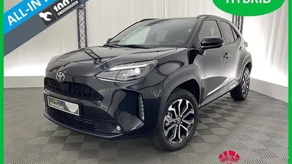Zwart Nieuw 2025 Toyota Yaris Cross SUV | € 32.695 (Eerlijke prijs)