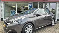 Grijs, metallic lak Gebruikt 2018 Peugeot 208 Active Hatchback | € 9.999 (Eerlijke prijs)