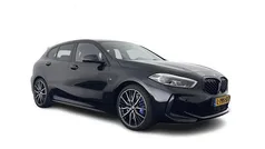 Zwart Gebruikt 2020 BMW M135 Executive Hatchback | € 29.945 (Eerlijke prijs)