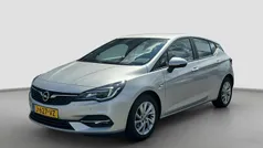 Grijs Gebruikt 2020 Opel Astra Business Edition Hatchback | € 12.595 (Eerlijke prijs)