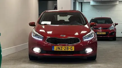 Occasion 2014 Kia Ceed Hatchback | € 10.990 (Eerlijke prijs)