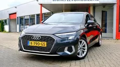 Grijs, metallic lak Gebruikt 2021 Audi A3 Sportback Business Hatchback | € 20.850 (Eerlijke prijs)