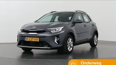 Gebruikt 2021 Kia Stonic SUV | € 17.435 (Eerlijke prijs)