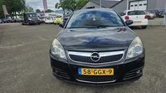 Zwart Gebruikt 2008 Opel Vectra GTS Executive Hatchback | € 1.999 (Goede deal)