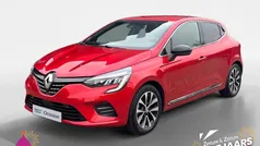 Gebruikt 2022 Renault Clio V Techno Hatchback | € 18.735 (Eerlijke prijs)