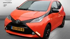 Oranje Gebruikt 2014 Toyota Aygo X-clusiv Hatchback | € 11.445 (Eerlijke prijs)