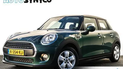 Occasion 2017 Mini ONE Business Hatchback | € 11.450 (Eerlijke prijs)