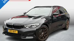 Zwart, metallic lak Gebruikt 2022 BMW 320e Basis Stationwagen | € 33.750 (Goede deal)