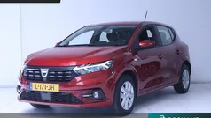 Gebruikt 2021 Dacia Sandero Essentiel Hatchback | € 12.745 (Goede deal)