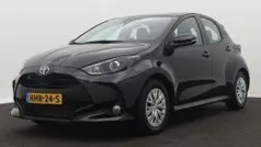 Zwart Gebruikt 2024 Toyota Yaris Business Edition Hatchback | € 24.445 (Eerlijke prijs)