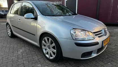 Grijs Gebruikt 2006 VW Golf IV Hatchback | € 2.100 (Eerlijke prijs)