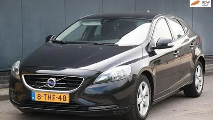 Occasion Volvo V40 Kinetic 180 PK (132 kW) 2014 Zwart Stationwagen